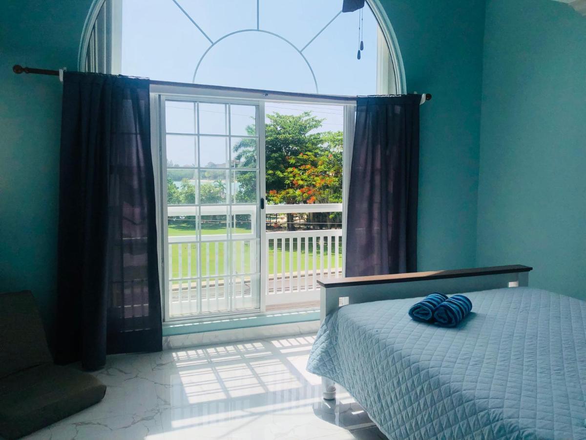 Luxury Apartments And Rooms,The Lagoons Montego Bay Exteriör bild