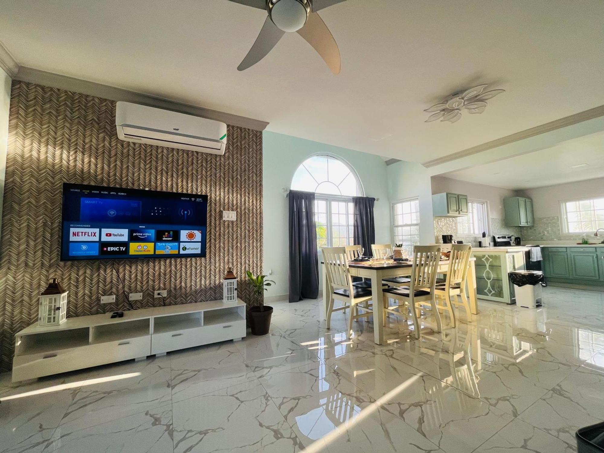 Luxury Apartments And Rooms,The Lagoons Montego Bay Exteriör bild