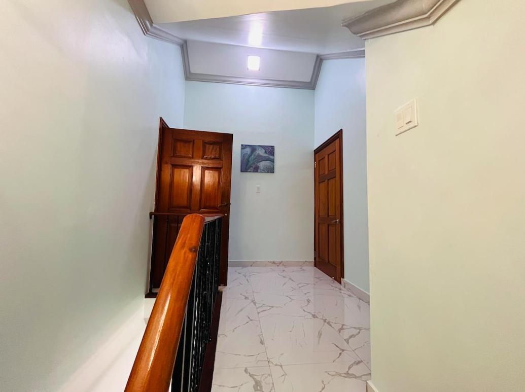 Luxury Apartments And Rooms,The Lagoons Montego Bay Exteriör bild